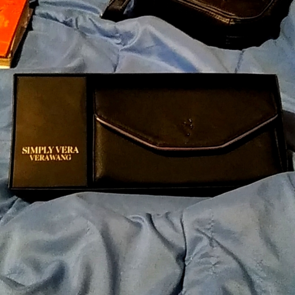 A black vera wang wallet